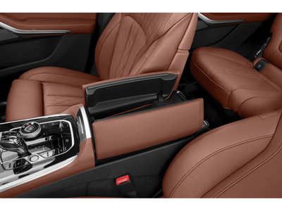 2026 BMW B7 ALPINA XB7