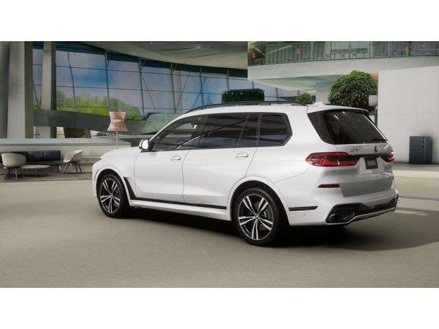 2027 BMW X7 Base