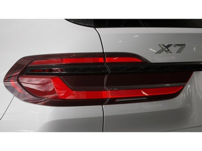 2027 BMW X7 Base
