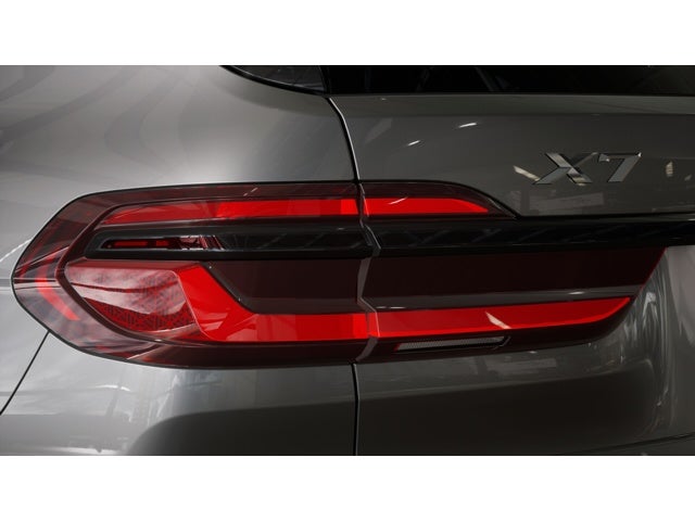 2026 BMW X7 Base