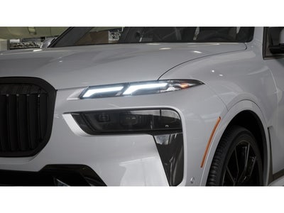 2027 BMW X7 Base