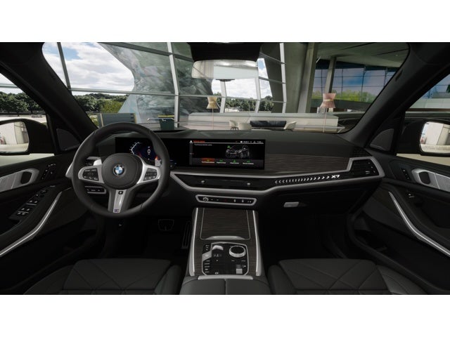 2026 BMW X7 Base