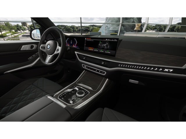 2026 BMW X7 Base