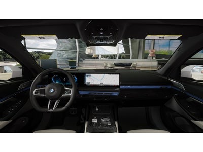 2027 BMW 550e Base