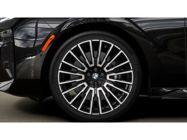 2026 BMW 740i Base