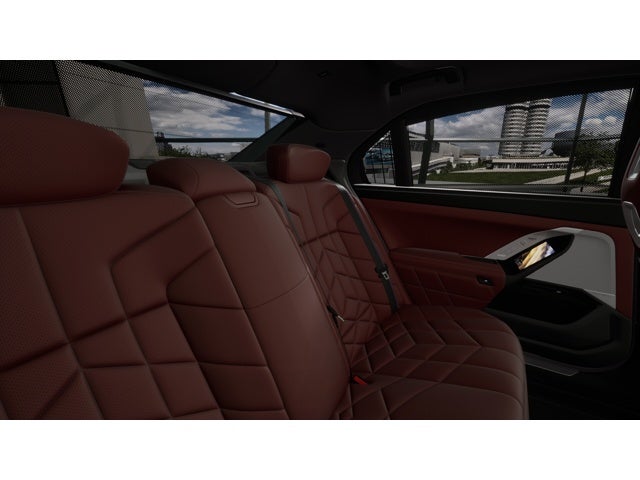 2026 BMW 750e xDrive Base