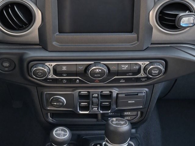 2022 Jeep Wrangler Unlimited Willys