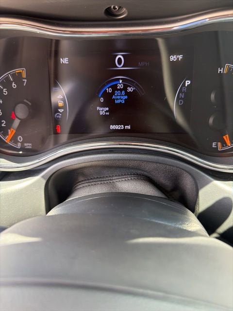 2019 Jeep Grand Cherokee Altitude
