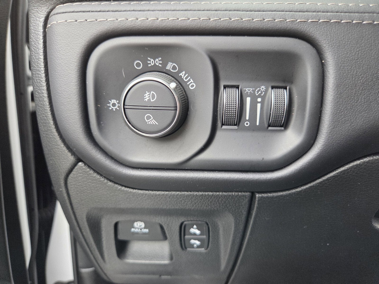 2023 RAM 1500 Limited