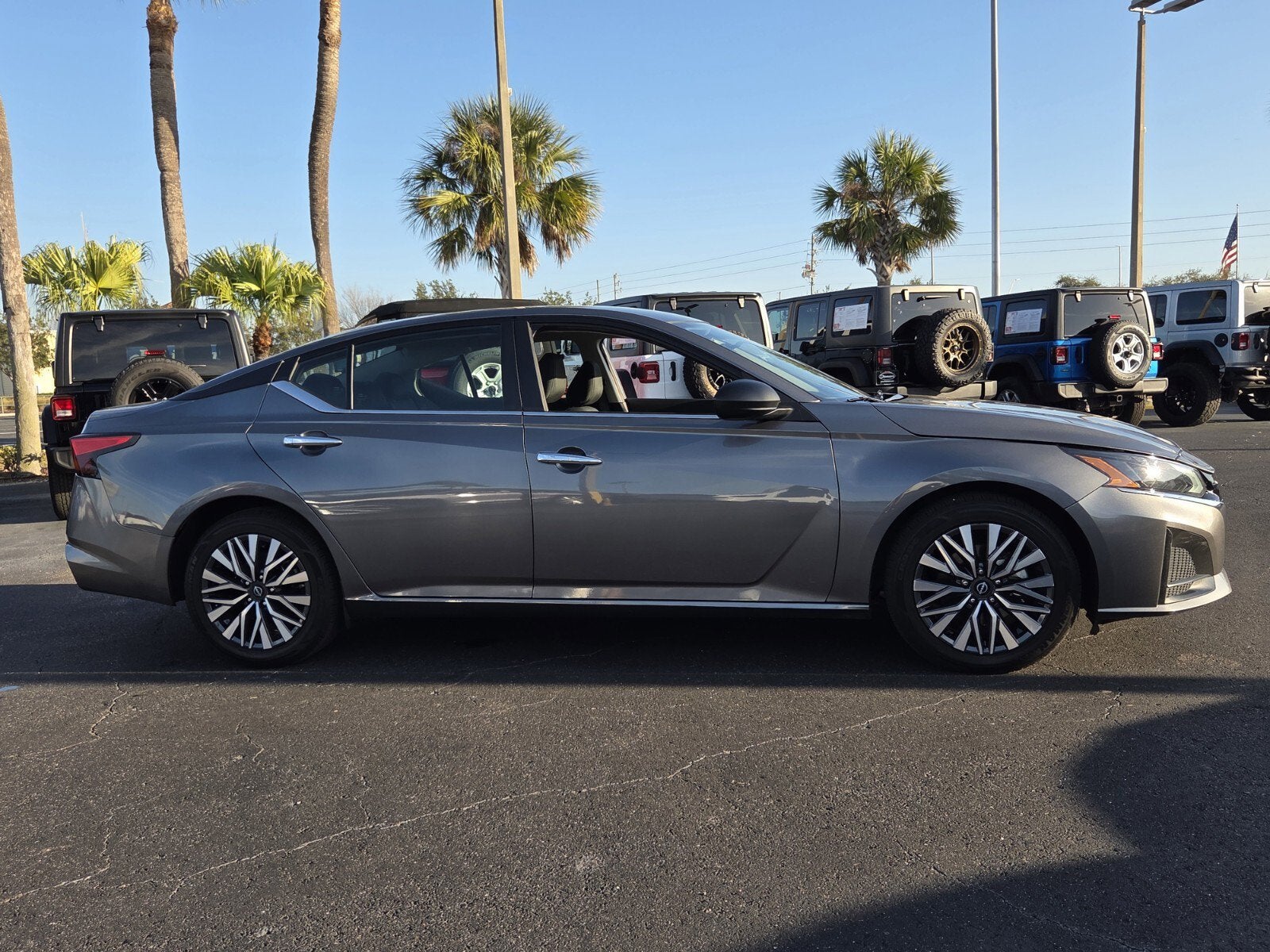 2024 Nissan Altima 2.5 SV