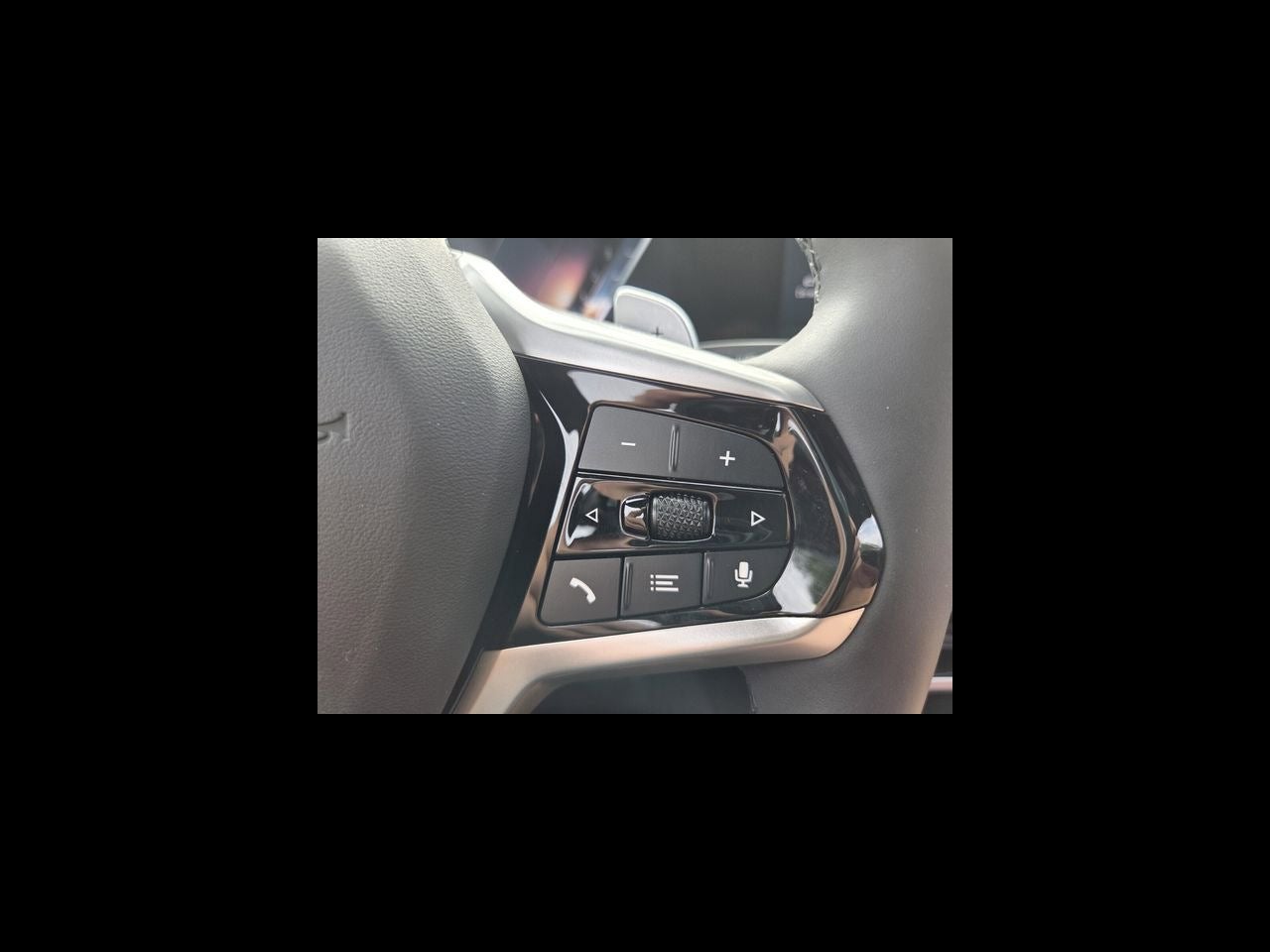 2025 BMW 2 Series 230i