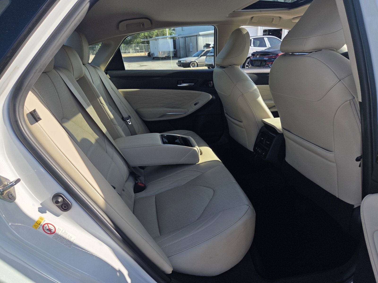 2019 Toyota Avalon Base