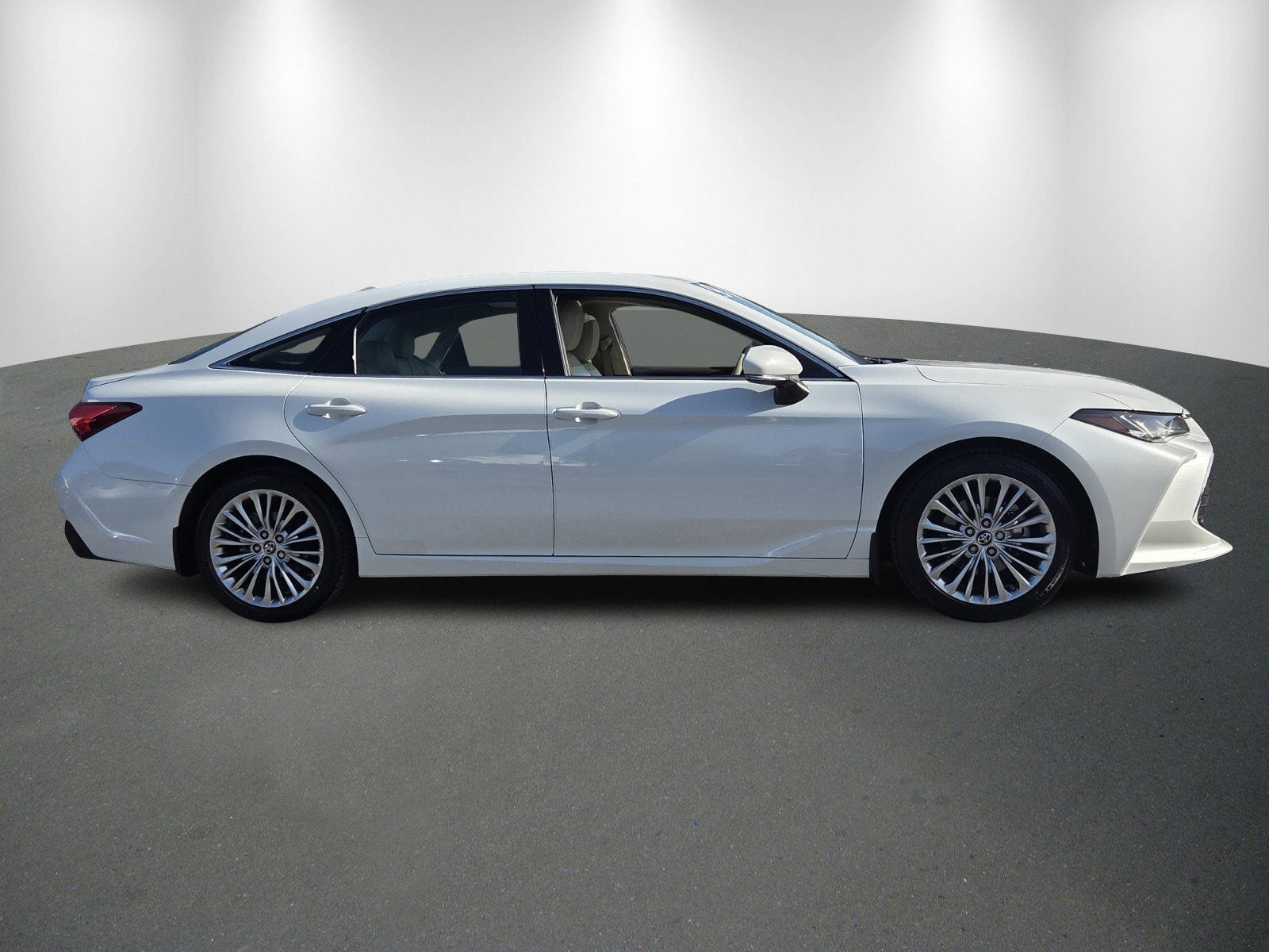 2019 Toyota Avalon Base