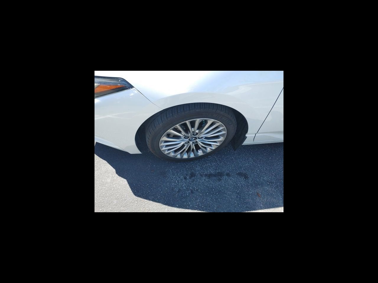 2019 Toyota Avalon Base