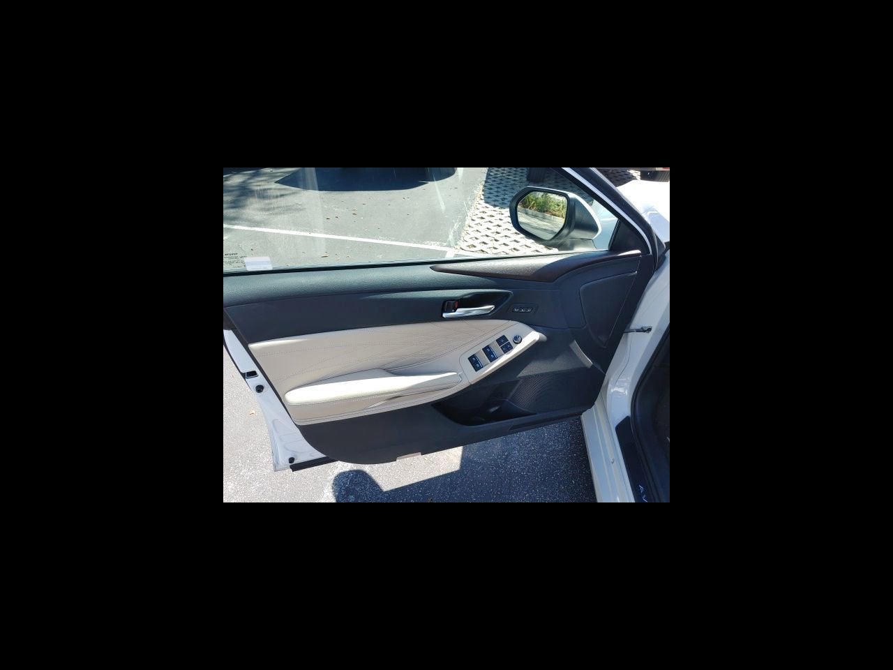 2019 Toyota Avalon Base