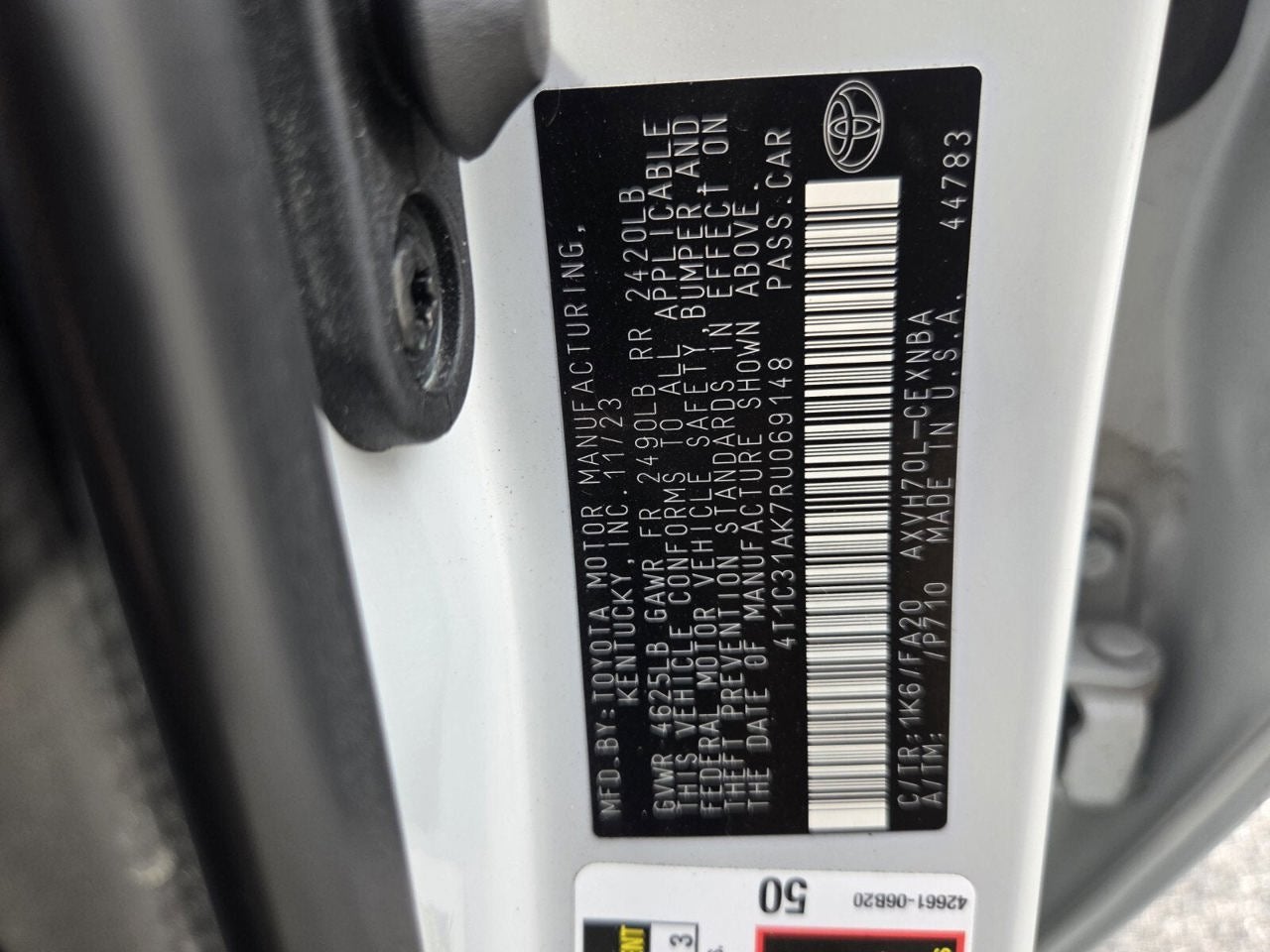 2024 Toyota Camry Hybrid LE