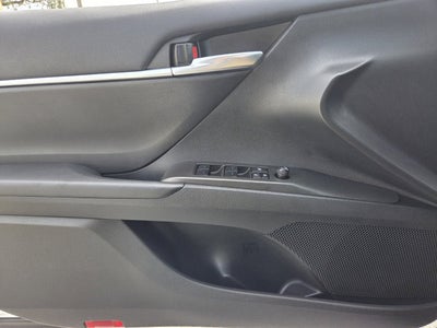 2024 Toyota Camry Hybrid LE