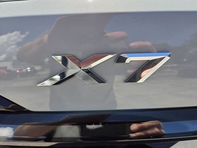2025 BMW X7 xDrive40i
