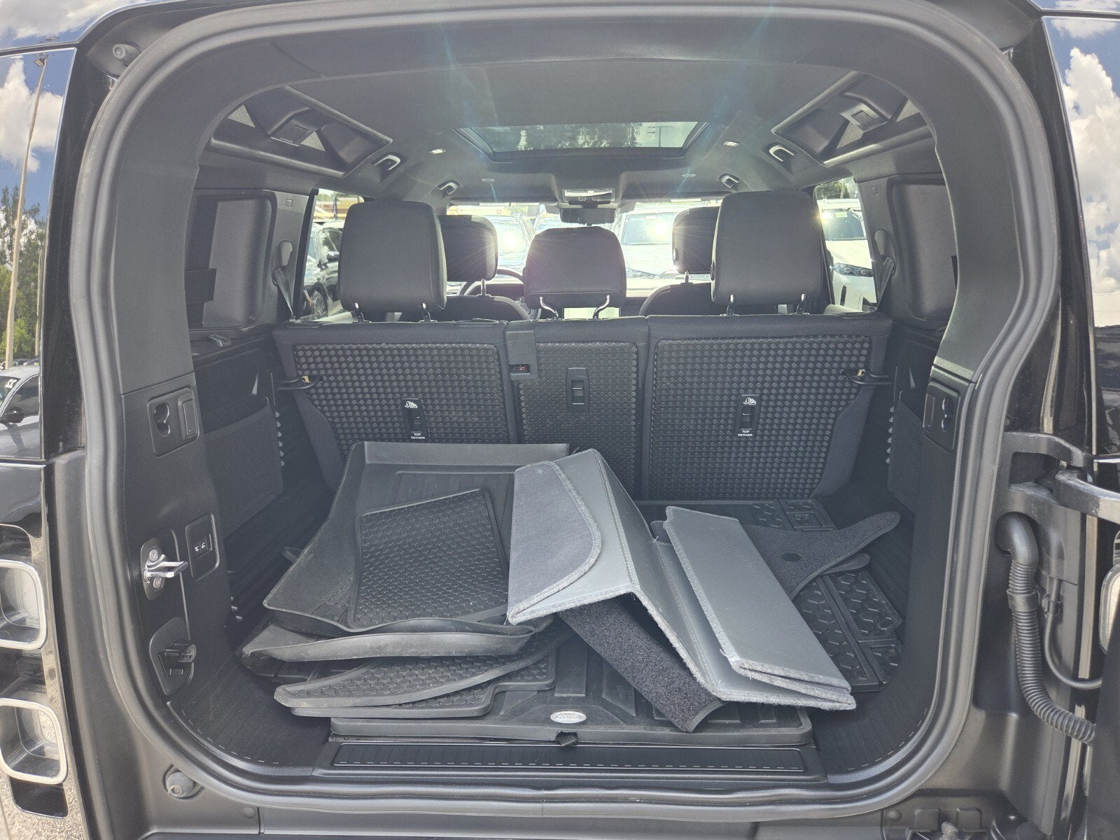 2024 Land Rover Defender X