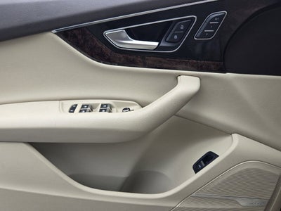 2019 Audi Q7 Prestige