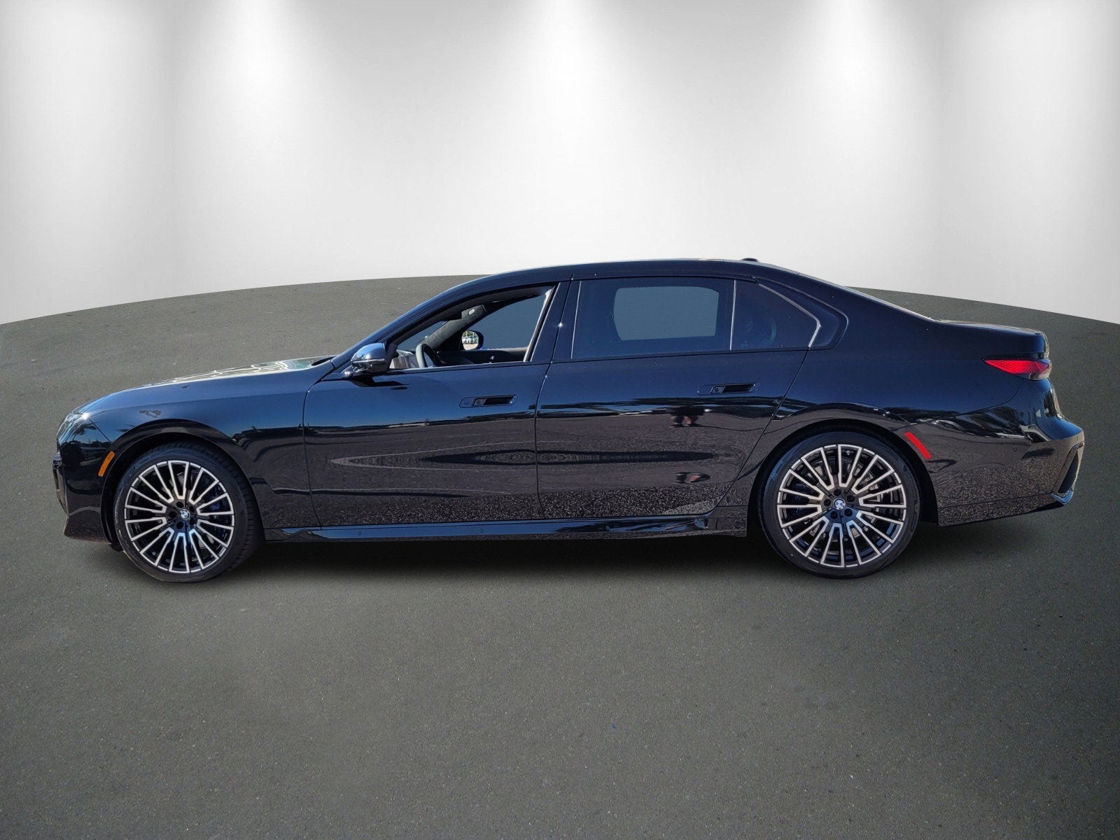 2026 BMW 7 Series 740i