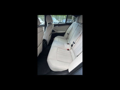 2023 BMW 5 Series 530i
