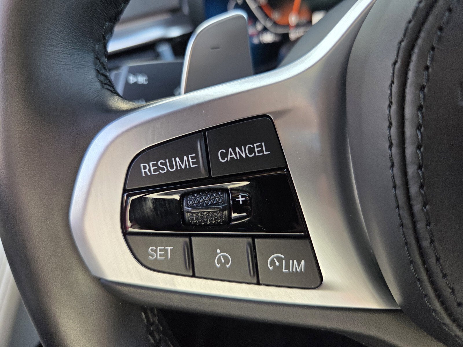 2022 BMW 5 Series 540i