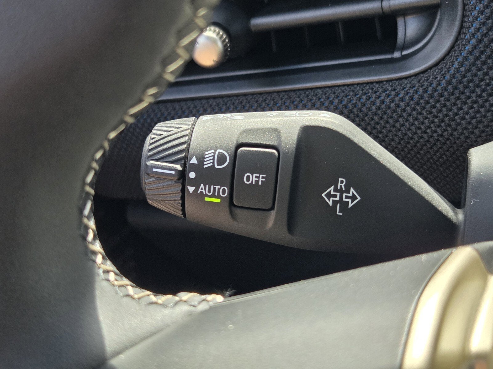 2026 MINI Hardtop 2 Door Cooper Oxford Edition