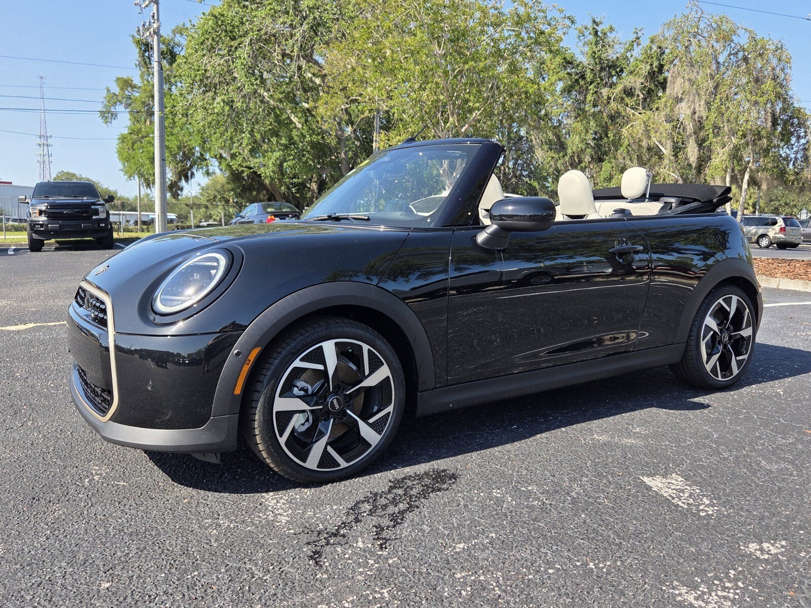 2026 MINI CONVERTIBLE SIGNATURE PLUS