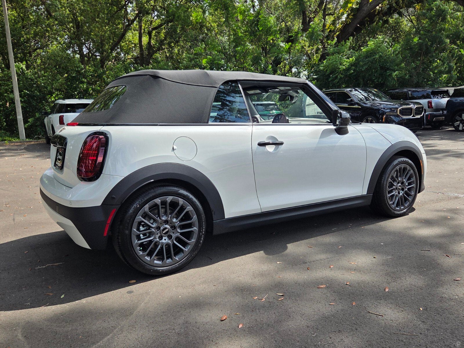 2026 MINI CONVERTIBLE ICONIC