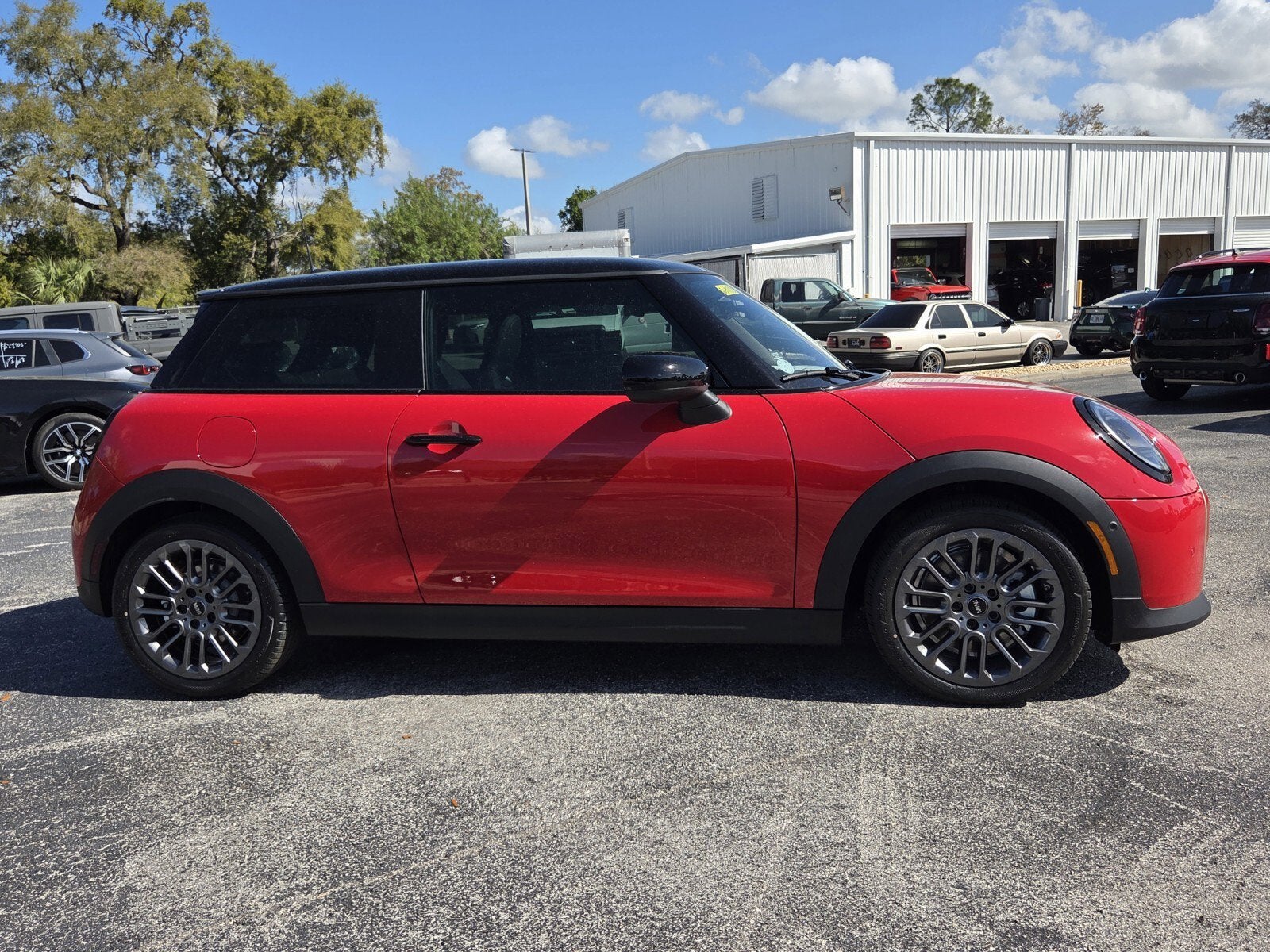 2026 MINI 2 DOOR SIGNATURE PLUS
