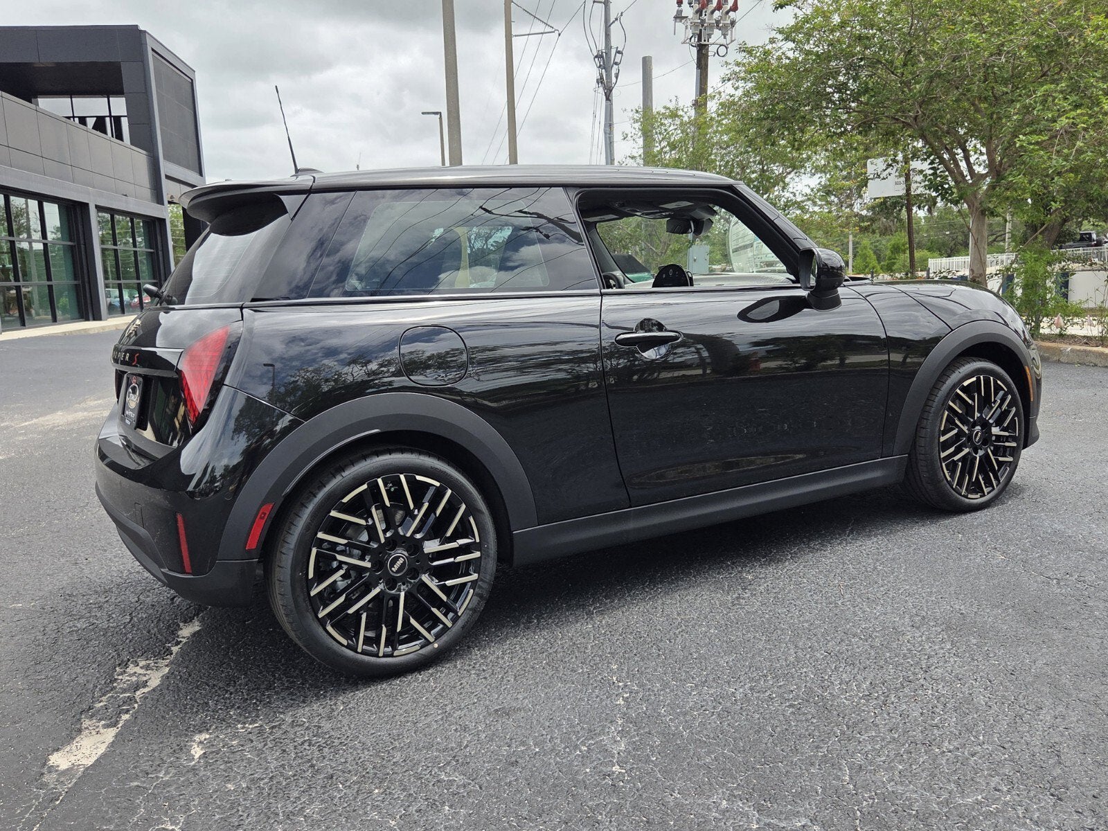 2026 MINI 2 DOOR ICONIC