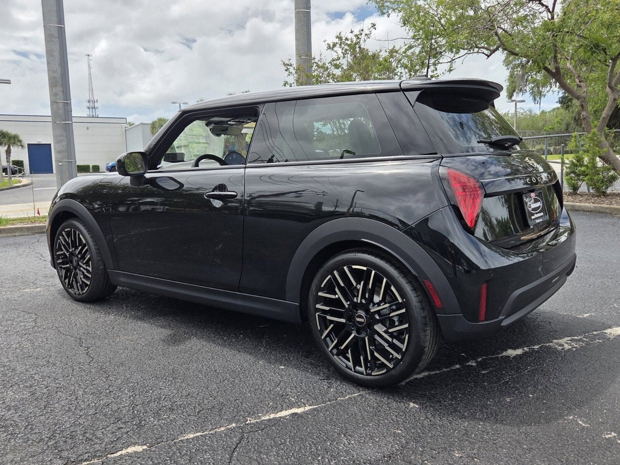 2026 MINI 2 DOOR ICONIC