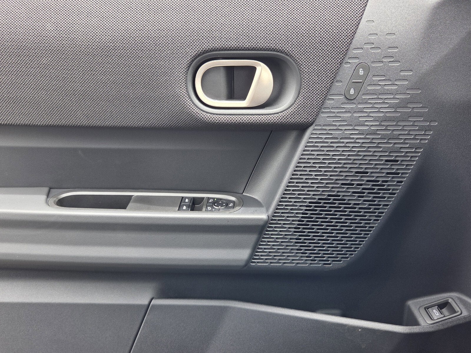 2026 MINI 2 DOOR ICONIC