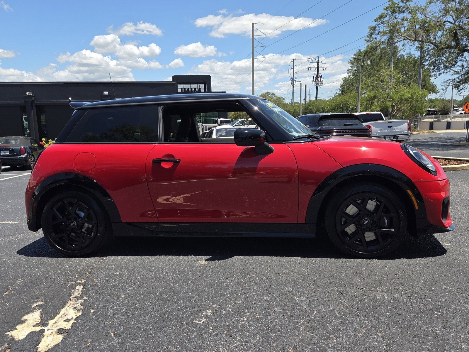 2026 MINI 2 DOOR ICONIC