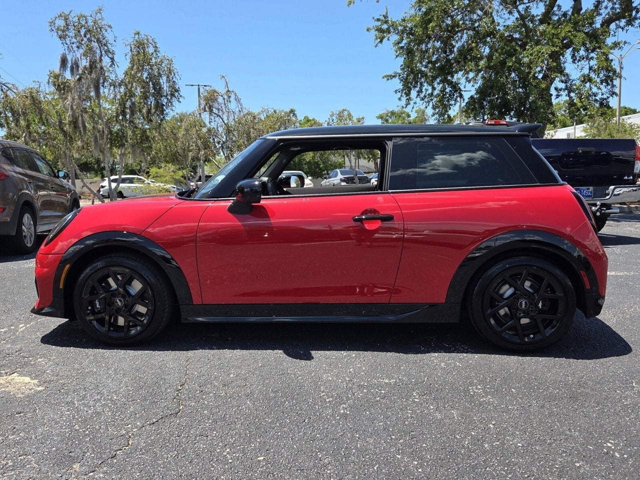 2026 MINI 2 DOOR ICONIC