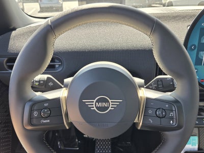 2026 MINI 2 DOOR SIGNATURE PLUS
