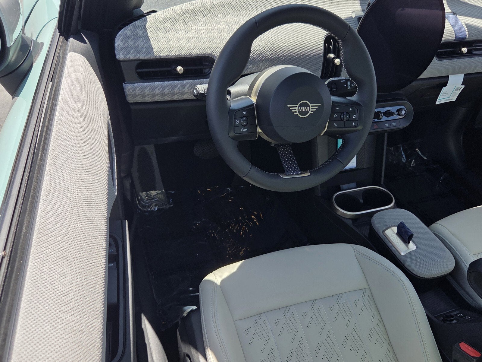 2026 MINI 2 DOOR ICONIC