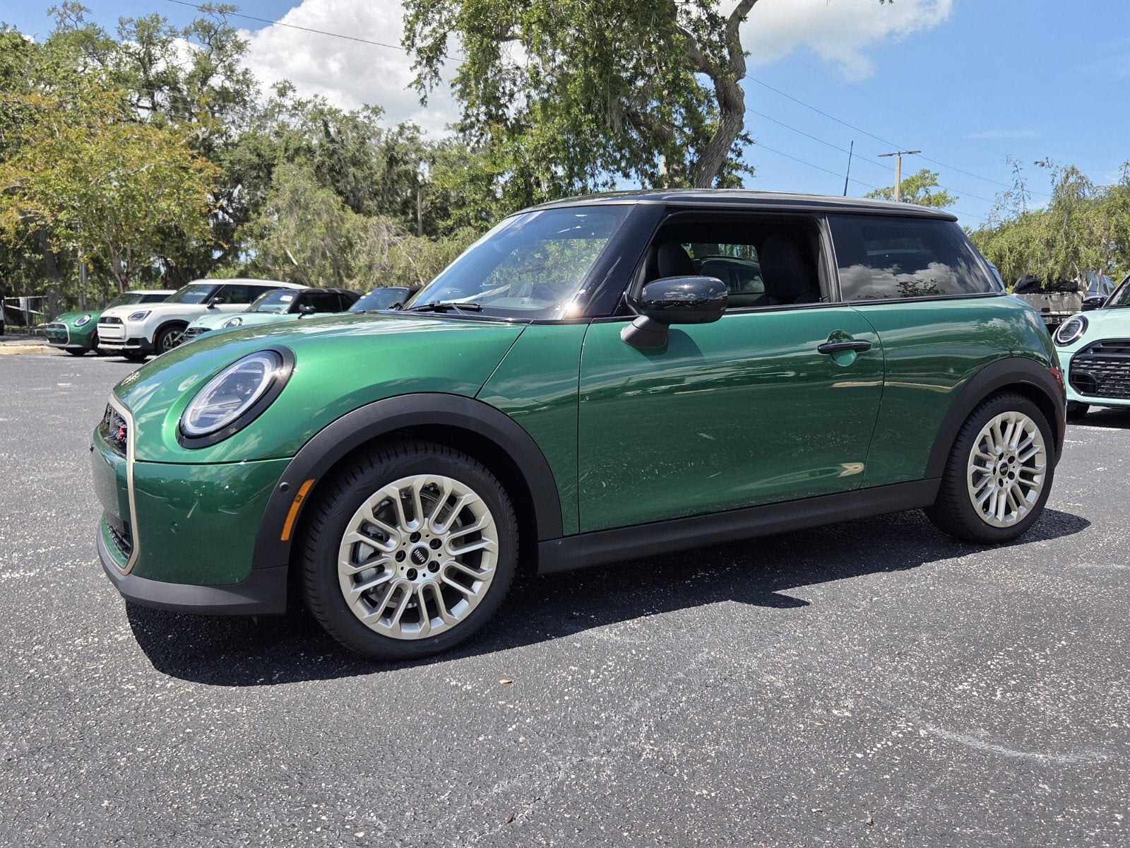 2026 MINI 2 DOOR ICONIC