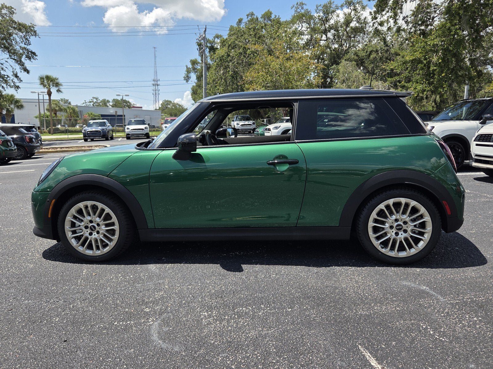 2026 MINI 2 DOOR ICONIC