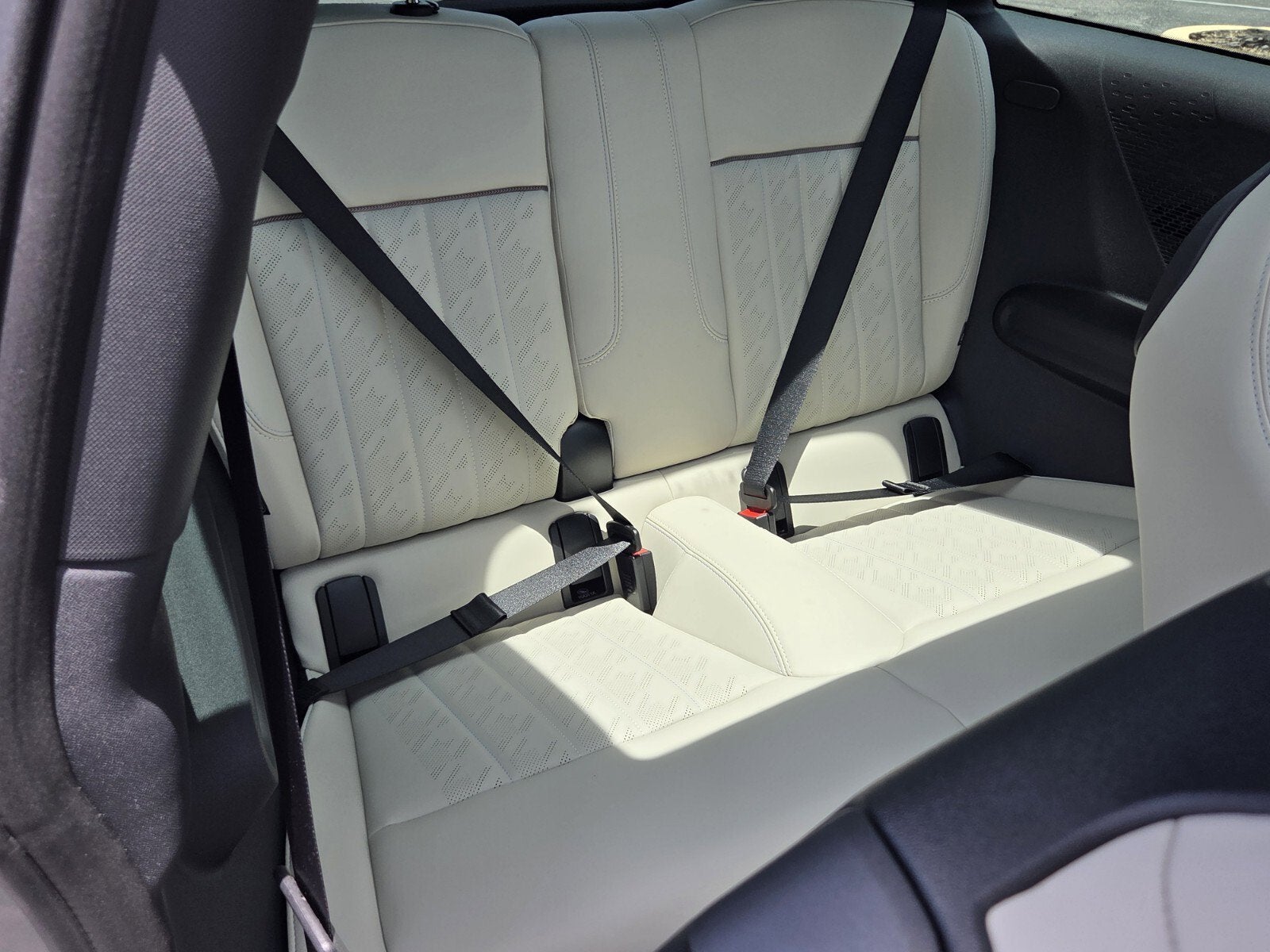 2026 MINI 2 DOOR ICONIC