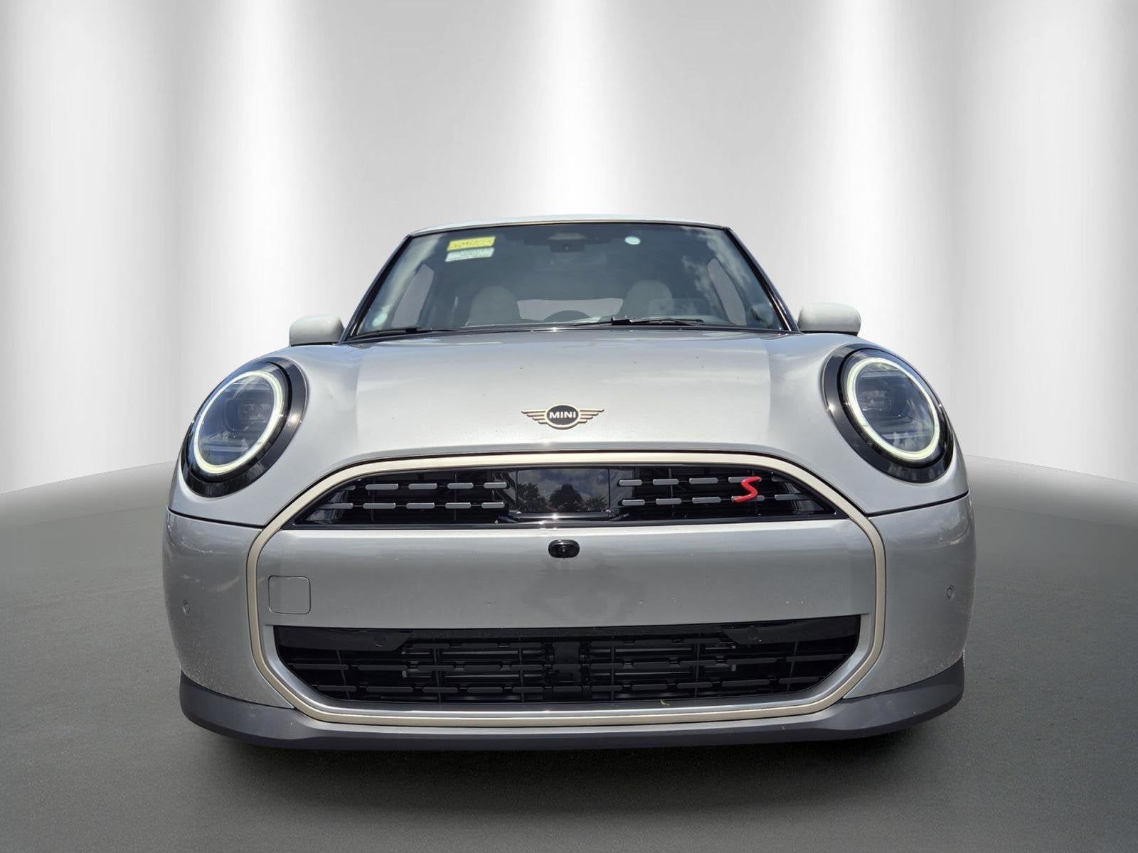2026 MINI 2 DOOR ICONIC