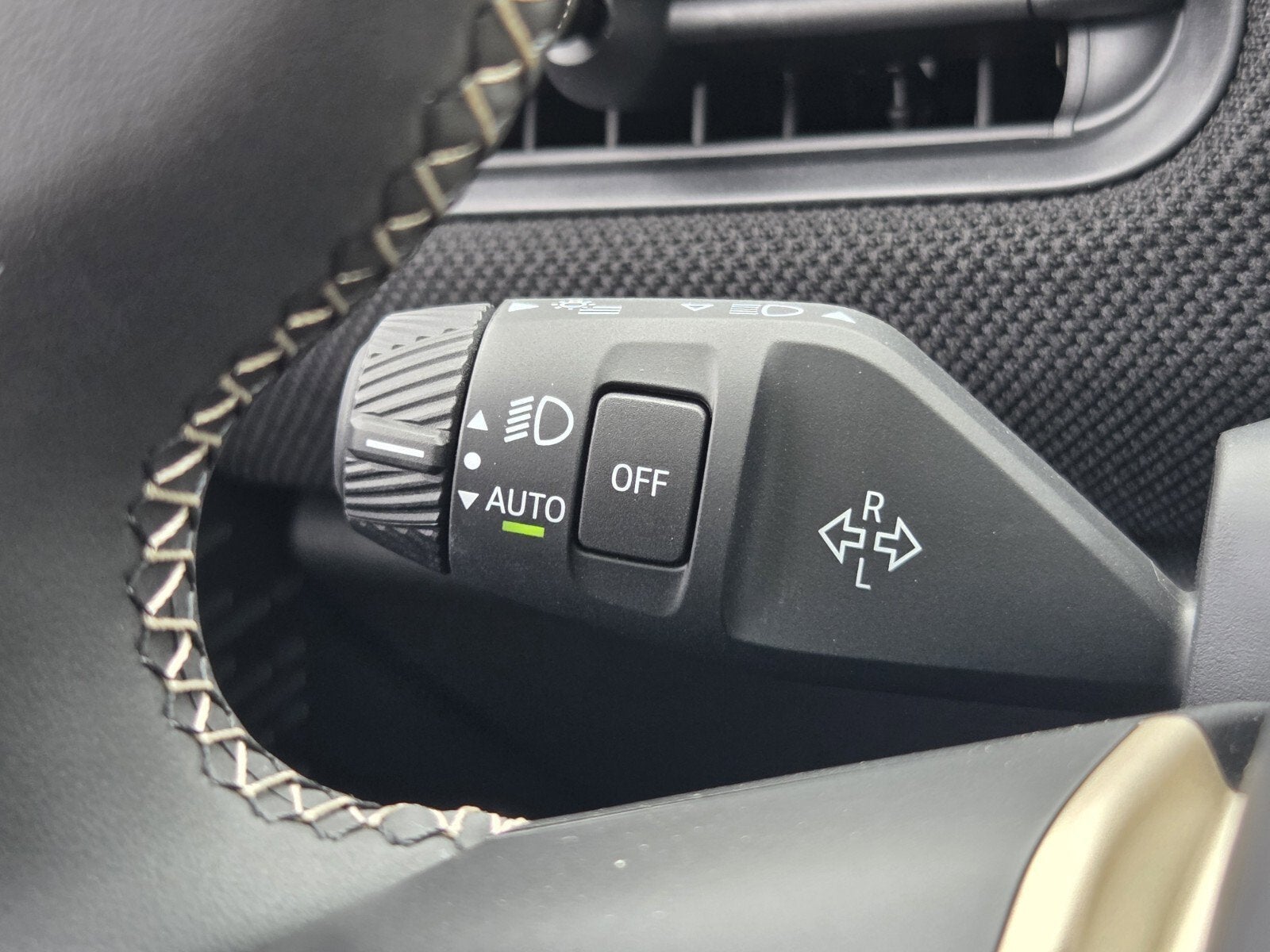 2026 MINI 2 DOOR ICONIC