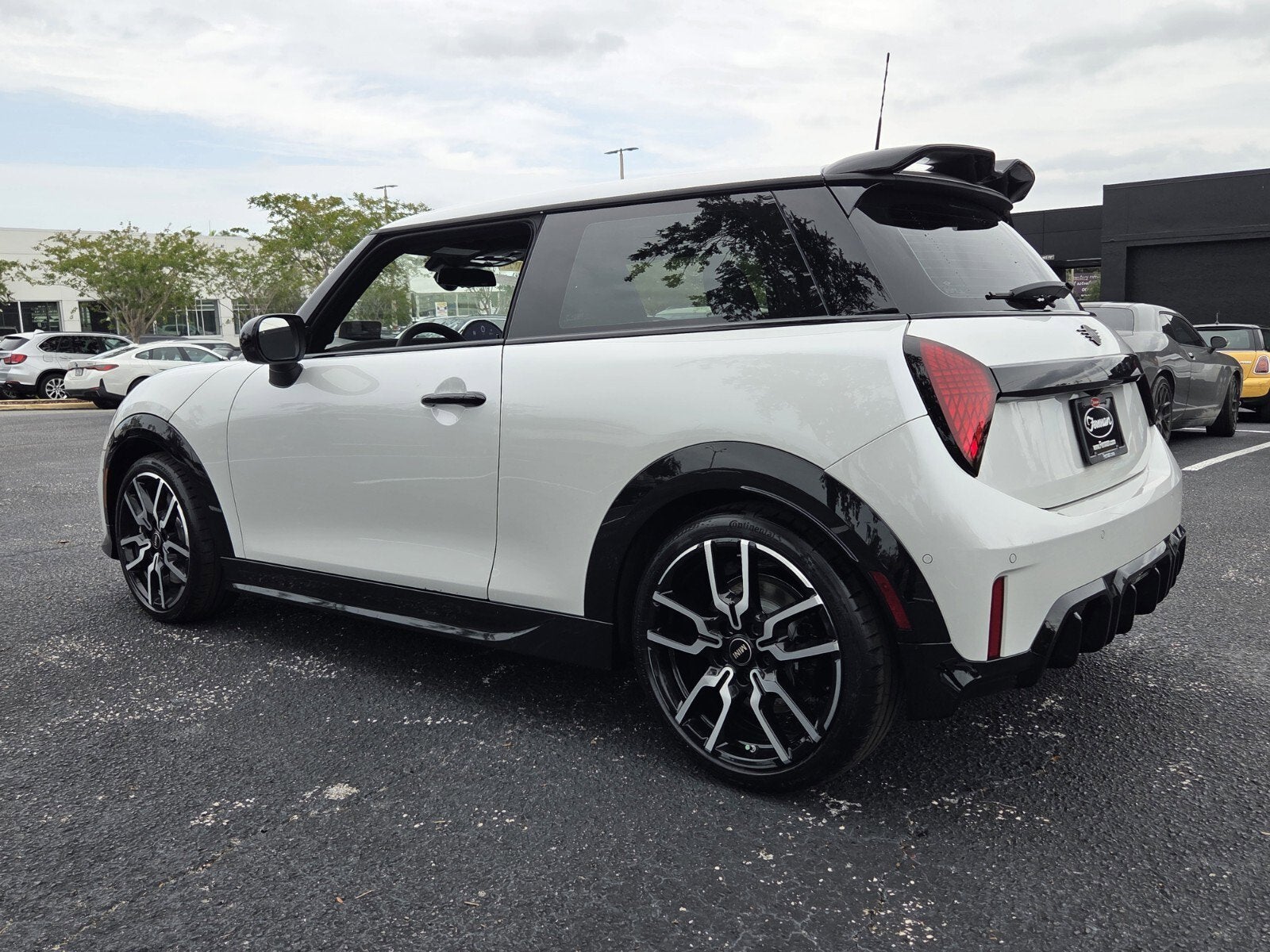 2026 MINI 2 DOOR ICONIC