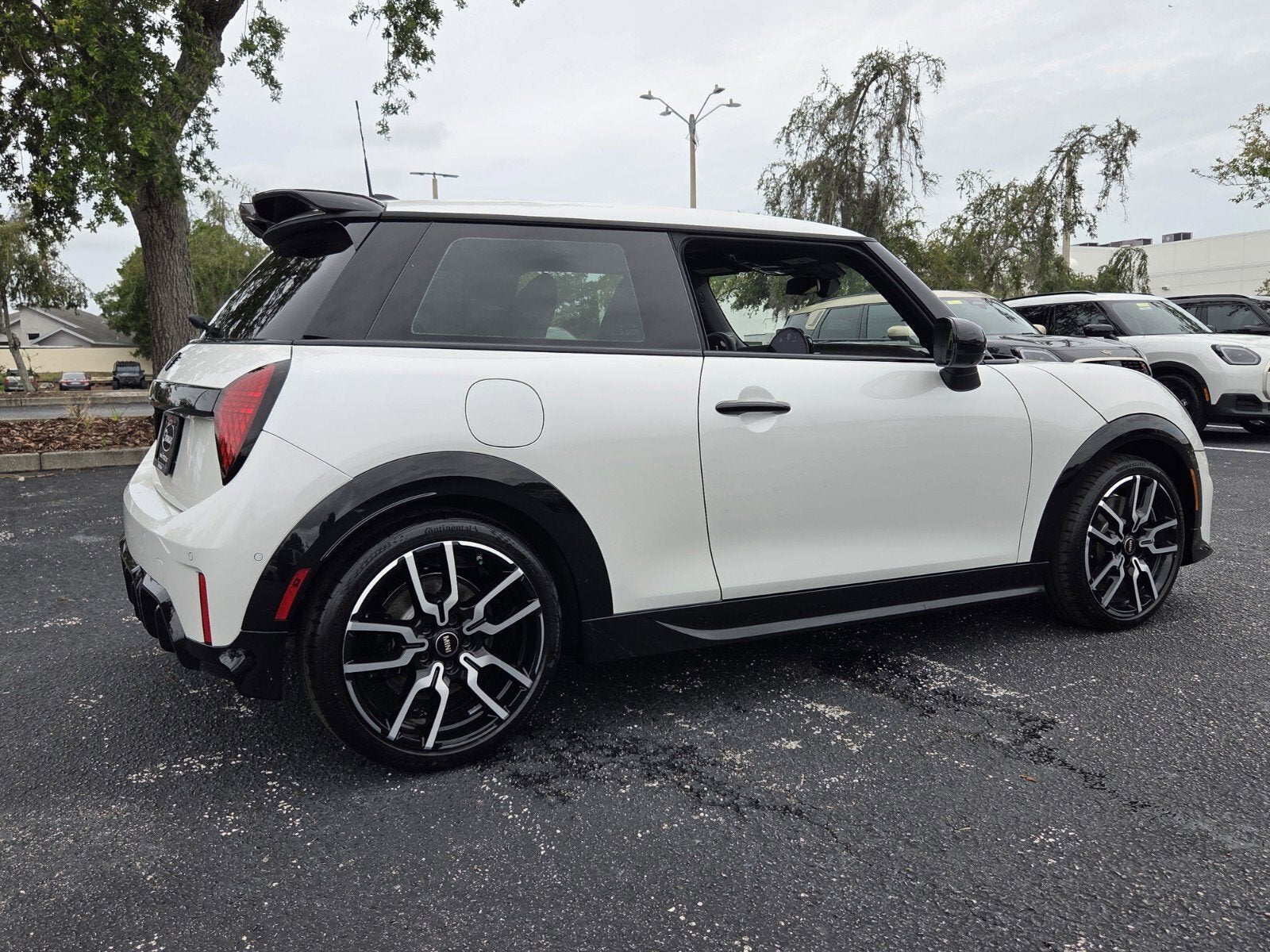 2026 MINI 2 DOOR ICONIC