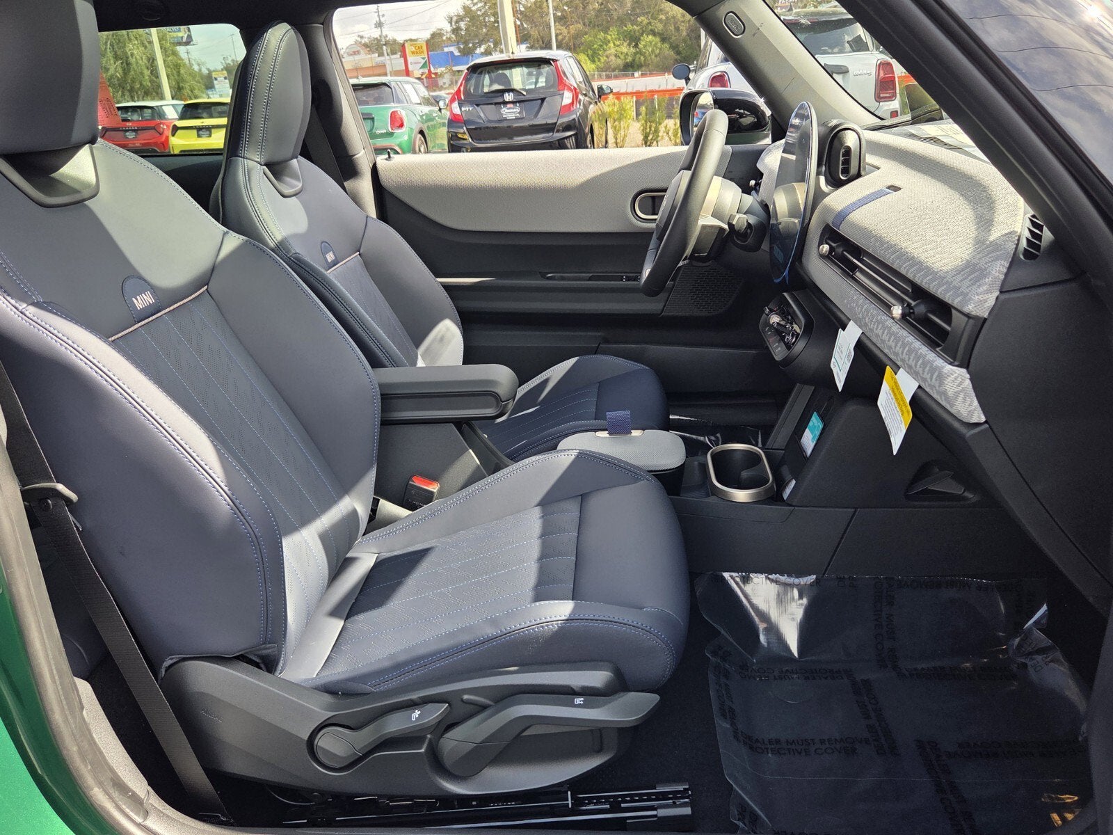 2026 MINI 2 DOOR SIGNATURE PLUS