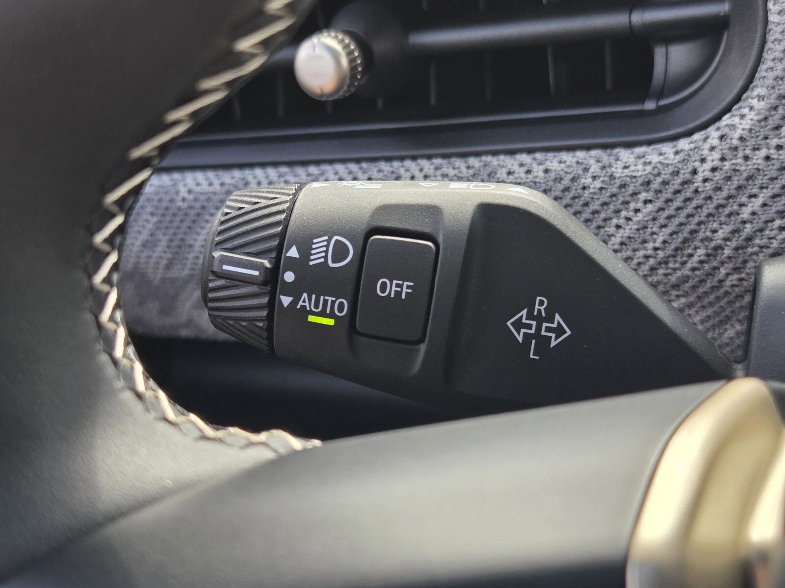 2026 MINI 2 DOOR SIGNATURE PLUS