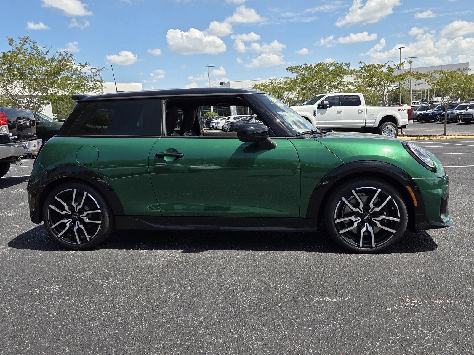 2026 MINI 2 DOOR ICONIC
