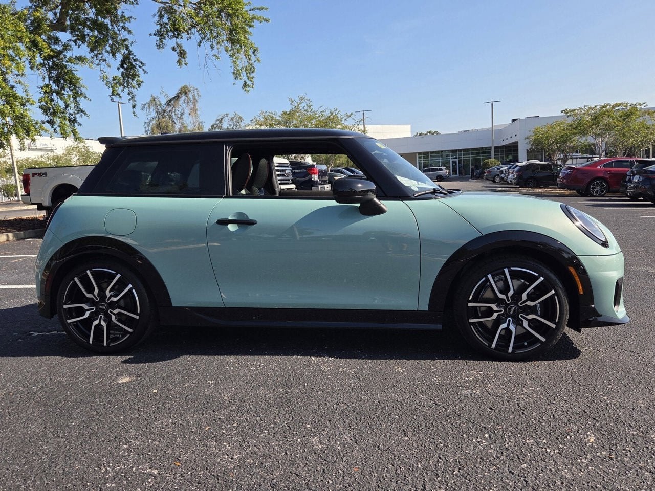 2026 MINI 2 DOOR ICONIC