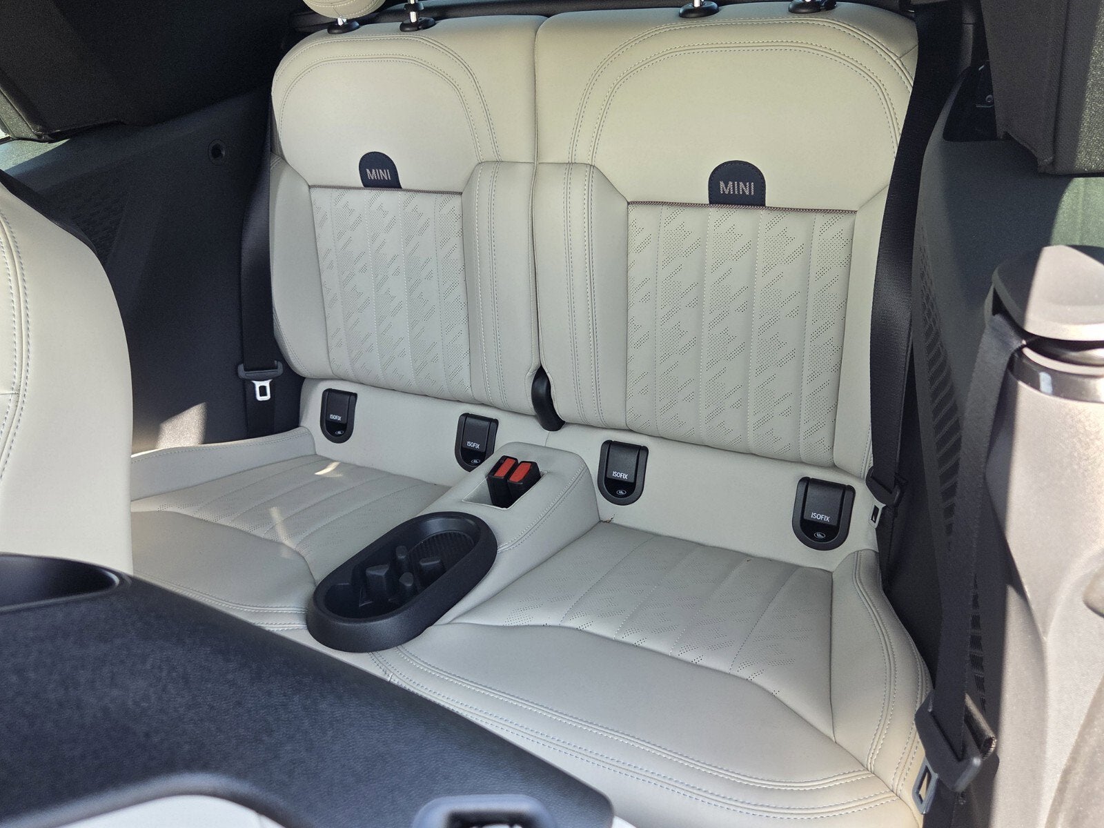 2026 MINI CONVERTIBLE SIGNATURE PLUS